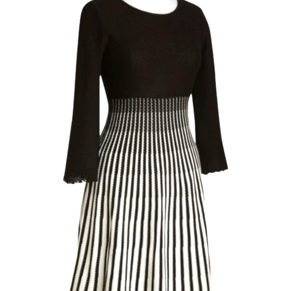 Calvin Klein Black and White Dress in Medium. Used. Great Fit and Comfortable.